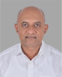 amit_profile_casual_2024